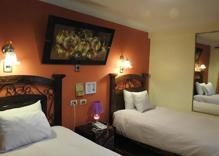 Manco Capac Hotel 3*