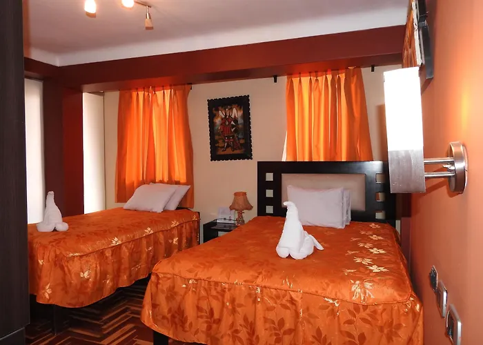 Manco Capac Hotel 3*