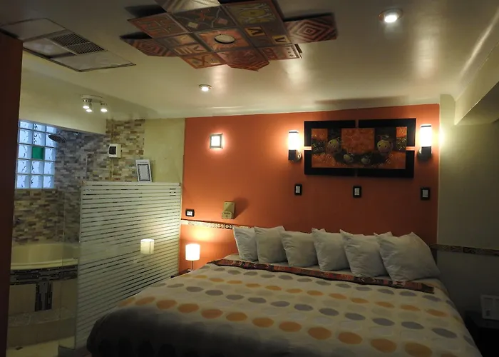 Manco Capac Hotel 3*